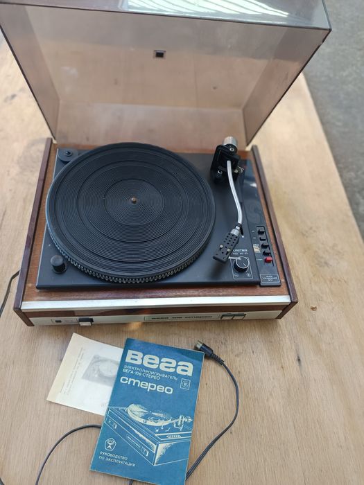 Проигрыватель Вега 106 Стерео