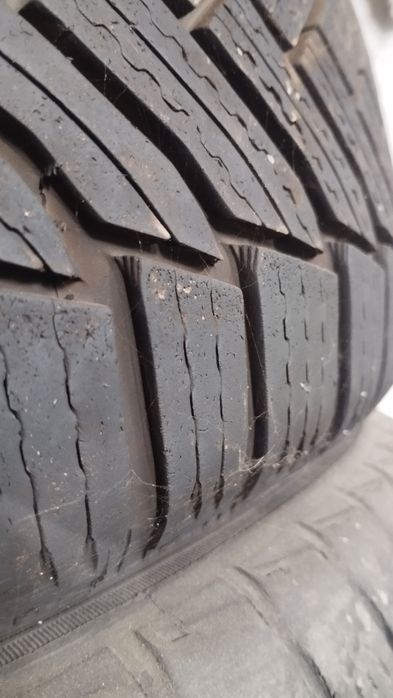 Шины MICHELIN, NOKIAN 205/55/16