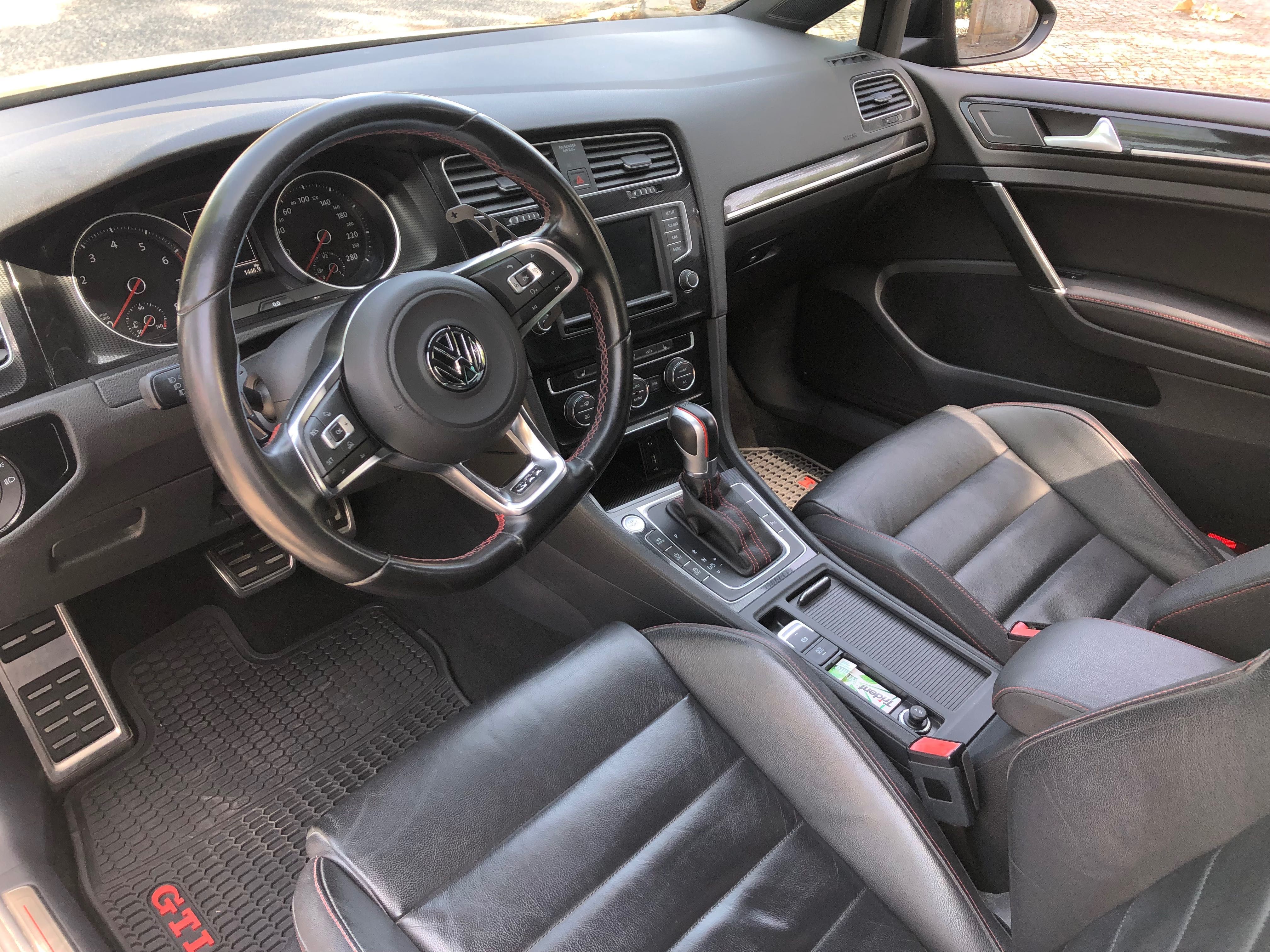 VW Golf TSI GTI 2.0 DSG PERFORMANCE Estofos em pele full extras