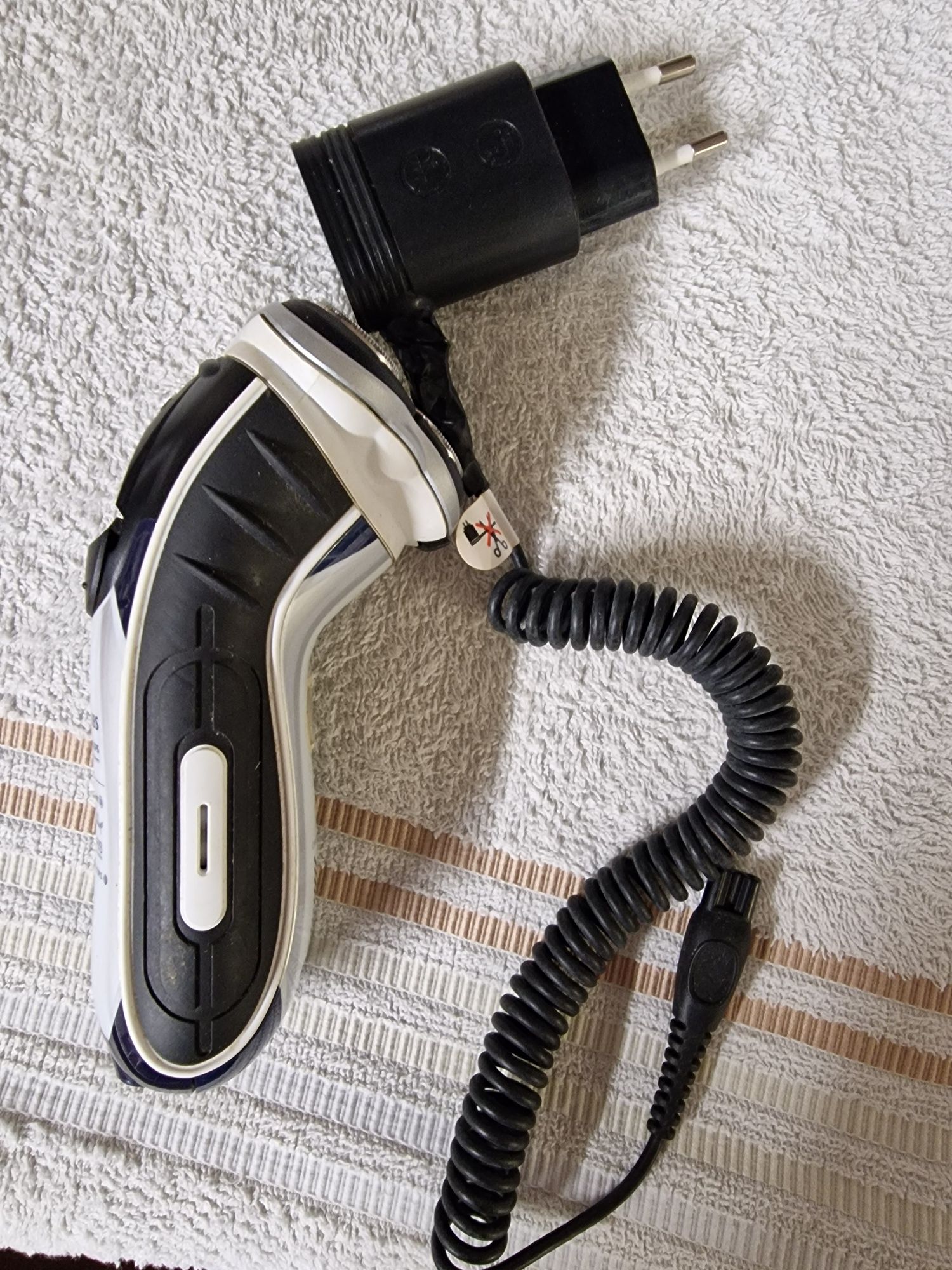 Maszynka do golenia Philips shaver 7000 model hq7390 sprawna