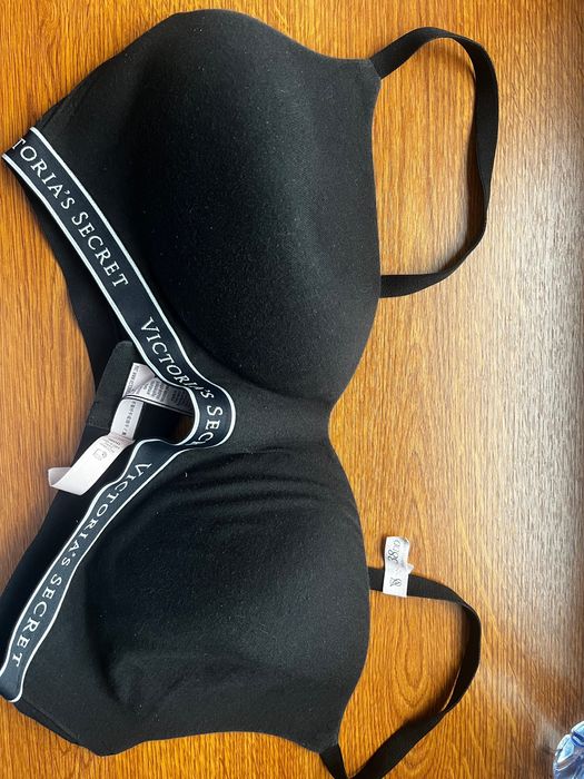 бюстгальтер Victoria’s  Secret