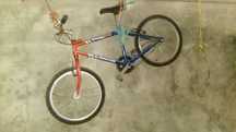 Bicicleta para criança em bom estado