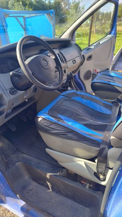 Sprzedam busa opel viwaro