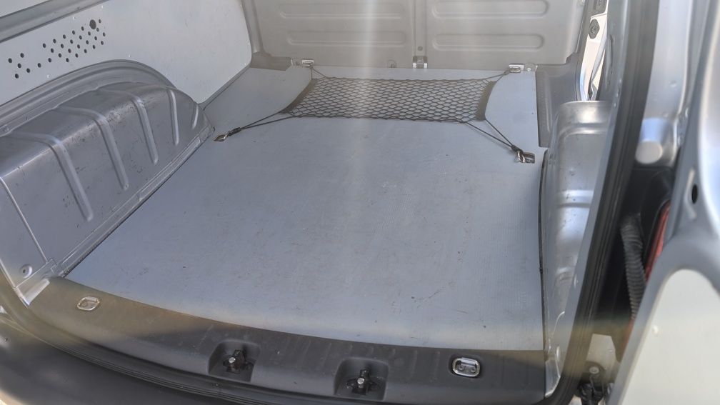 VW Caddy 2014р 1.6tdi AUTOMATIC WEBASTO