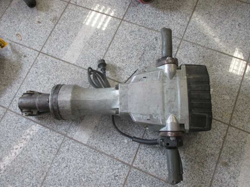 Młot wyburzeniowy HIKOKI (Hitachi) H90SG 32kg bosch hilti makita