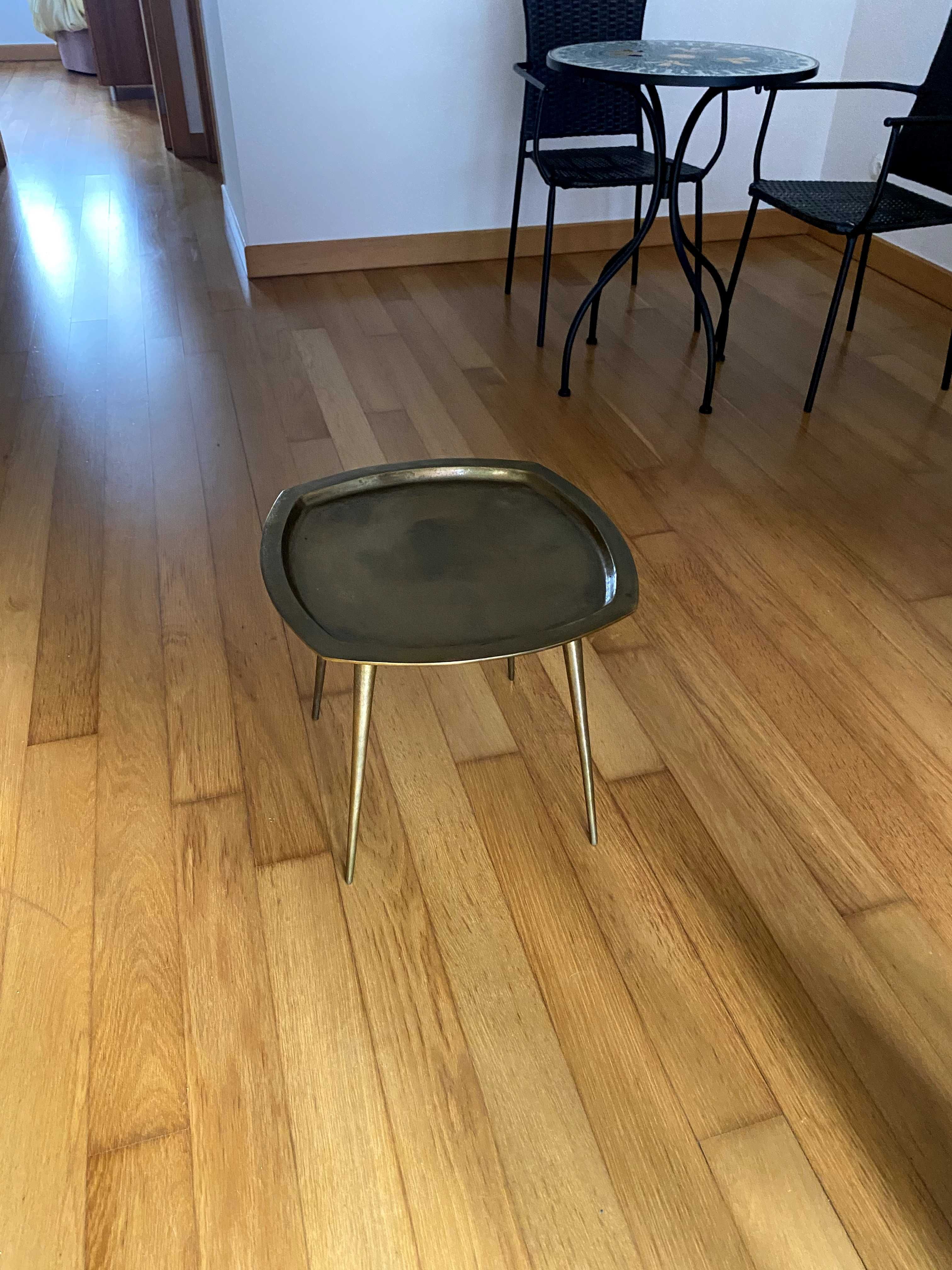 Mesa pequena de apoio estilo marroquino