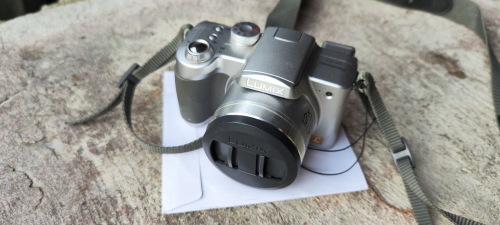 Panasonic Lumix DMC-FZ5.
