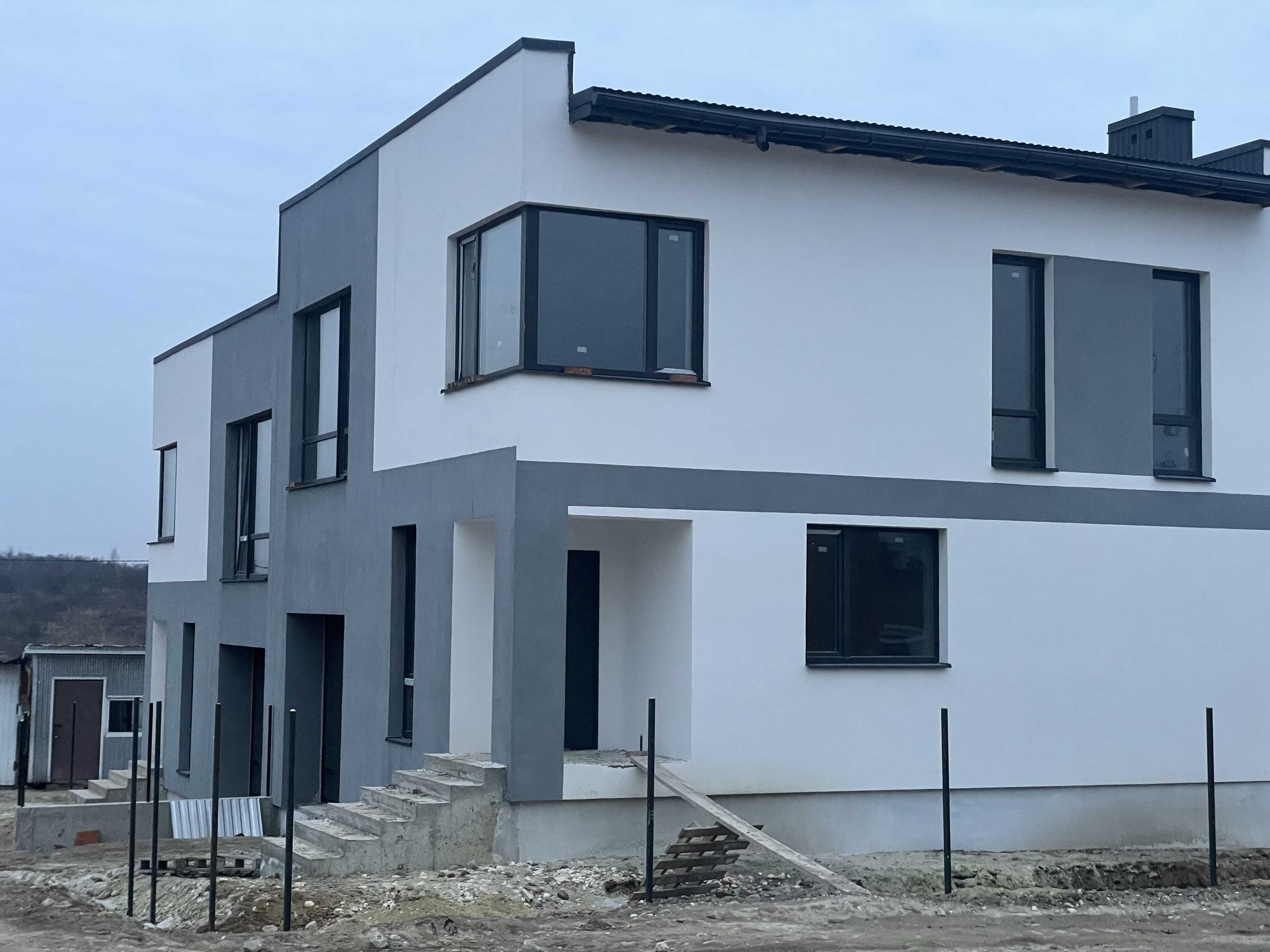 Продаж або обмін на квартиру котеджу Солонка! Ділянка своя!