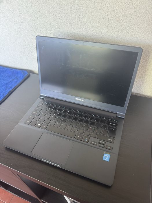 Vendo 2 portateis para reparação