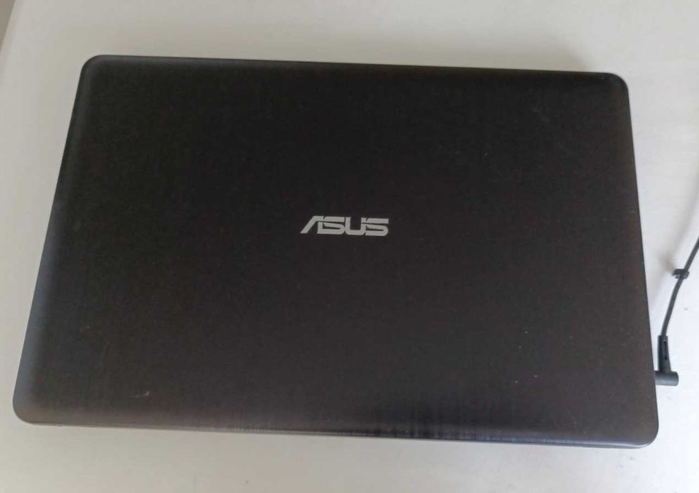 Ноутбук ASUS X540M
