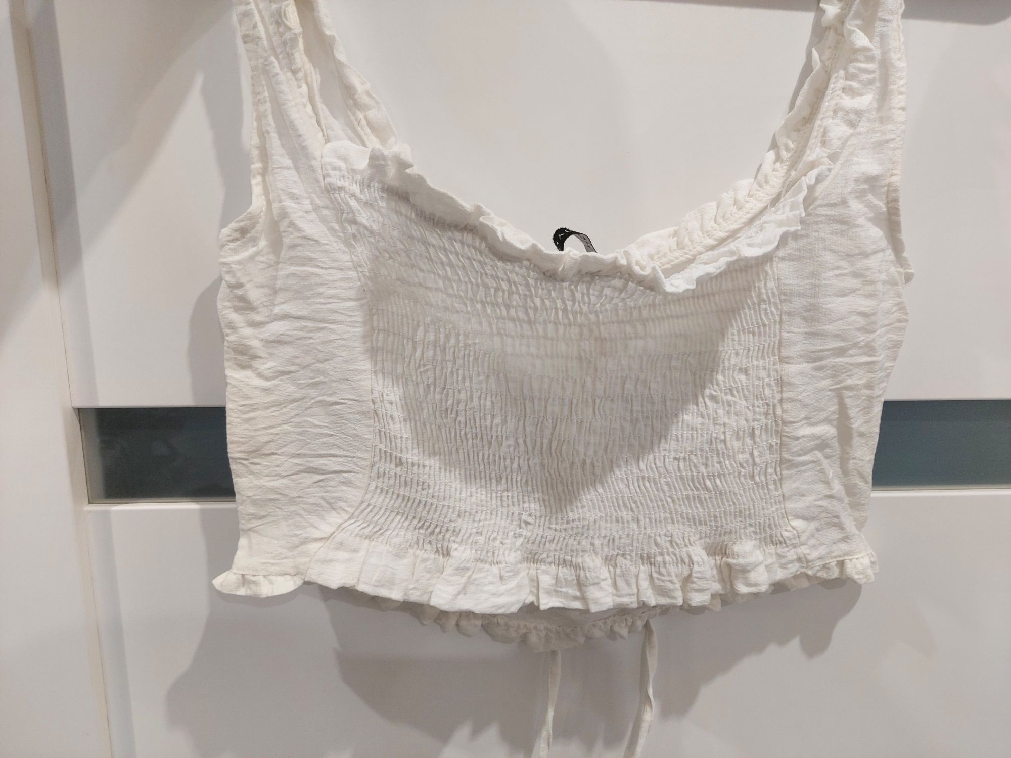 Bluzeczka crop top