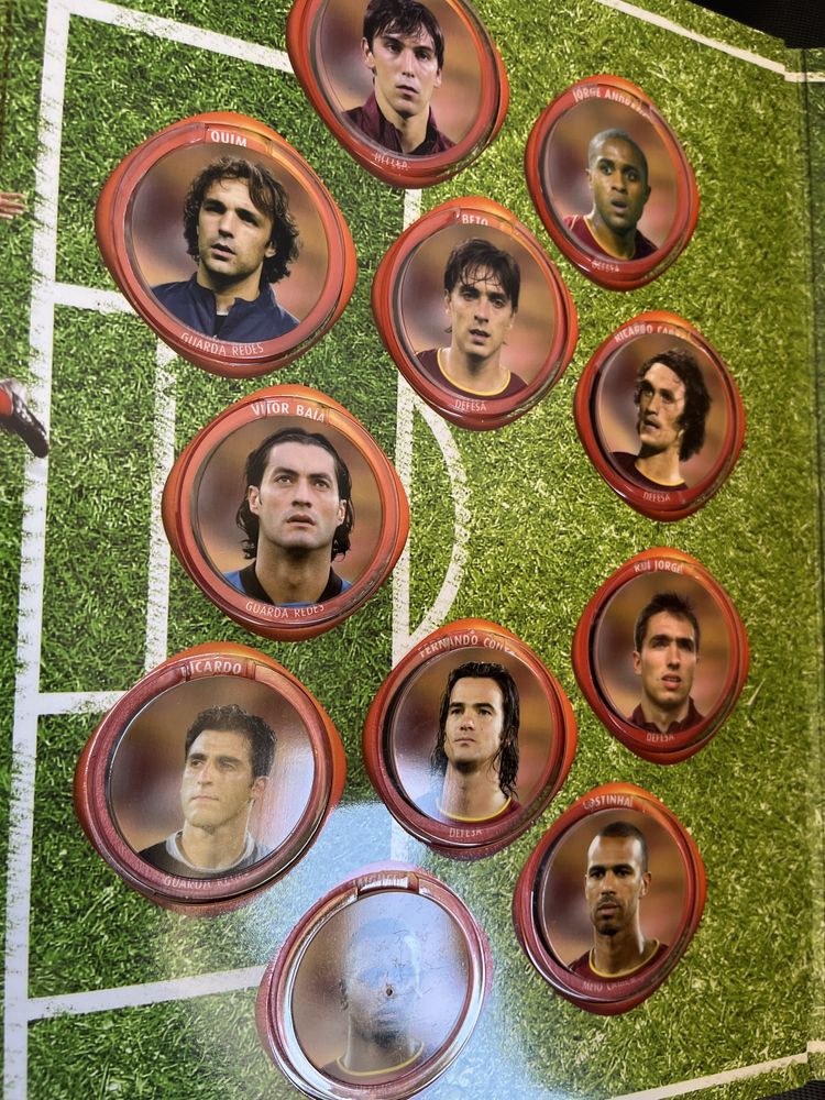 Vendo caderneta da selecao portuguesa euro 2004