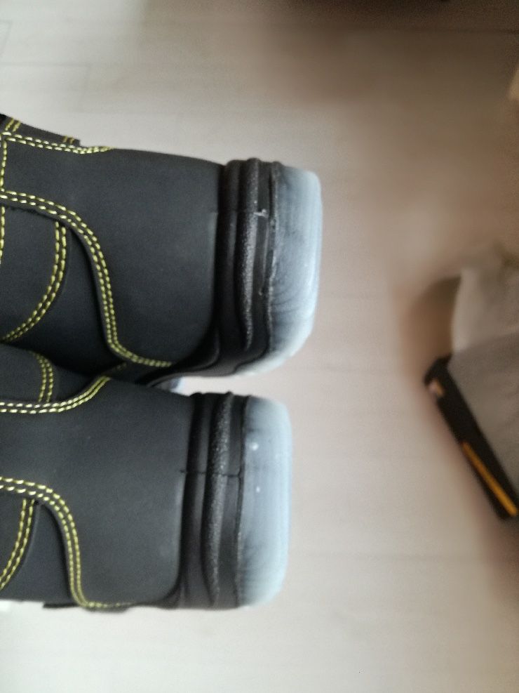 Buty robocze ocieplane