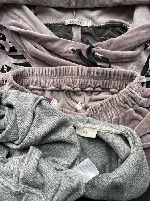 Два теплі жіночі костюми, S