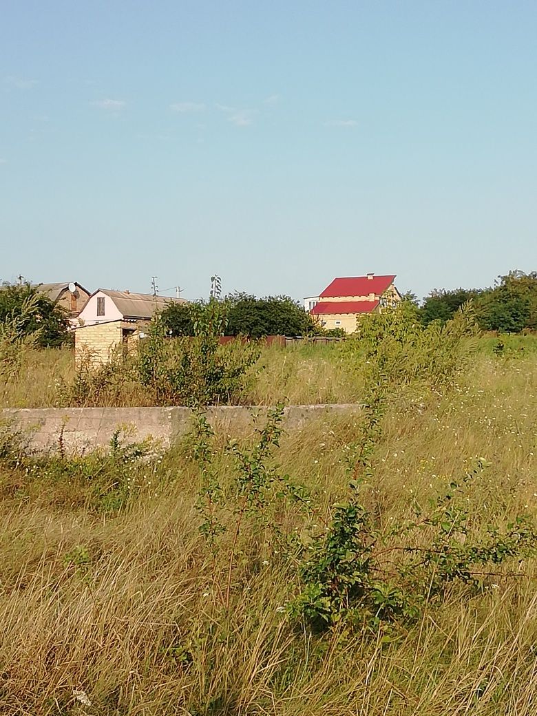 Продам участок під застройку