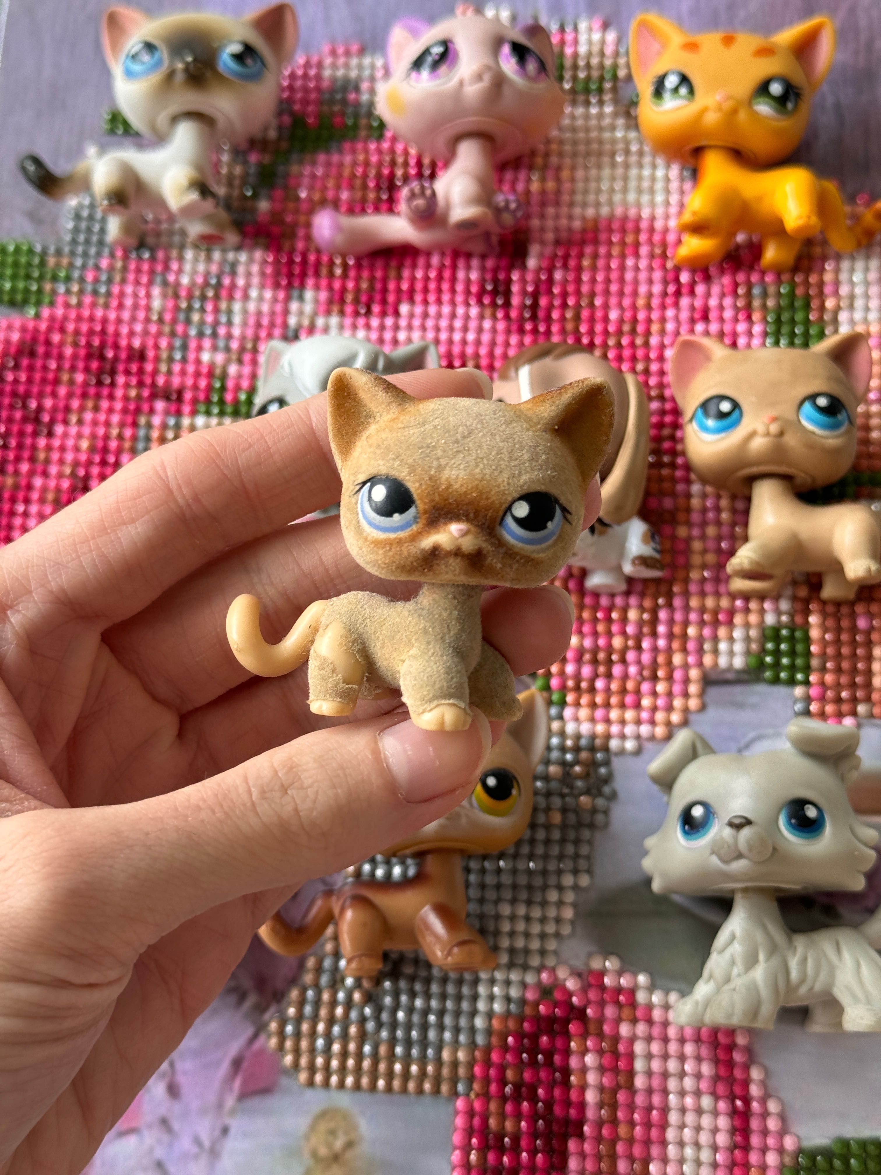 Продам свою коллекцию от лпс, разные стоячки, колли. Petshop lps