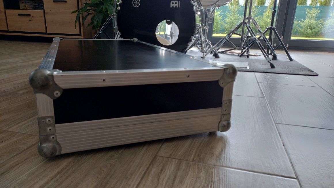 Pedalboard case do efektów gitarowych