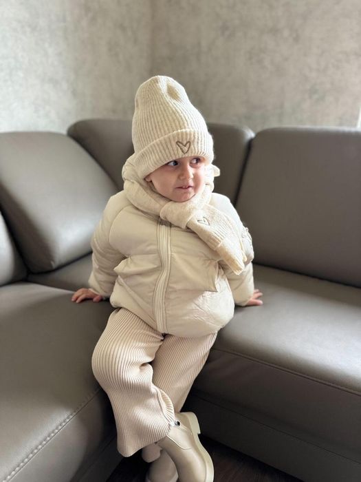 Тепленький костюм/ тепленька кофта/ набір шапка+ шарфік