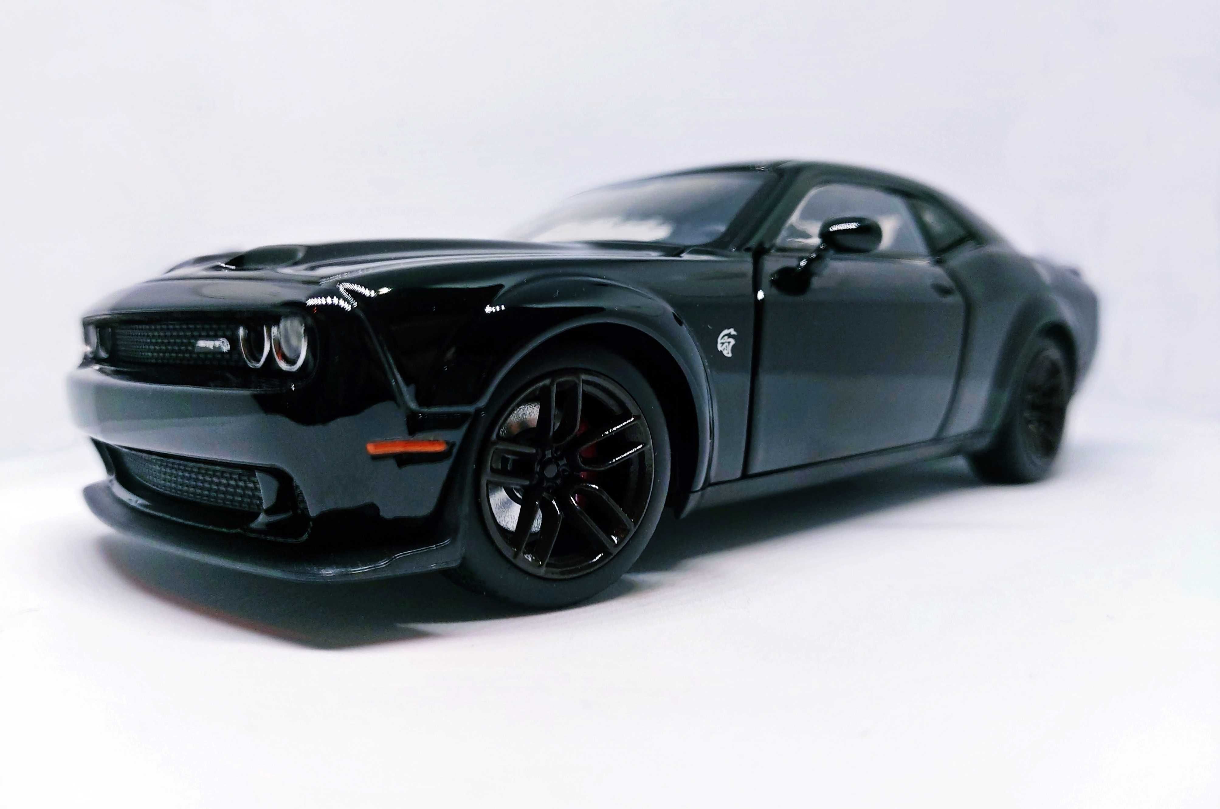 Dodge Challenger SRT Hellcat Redeye - Full Open 1/32