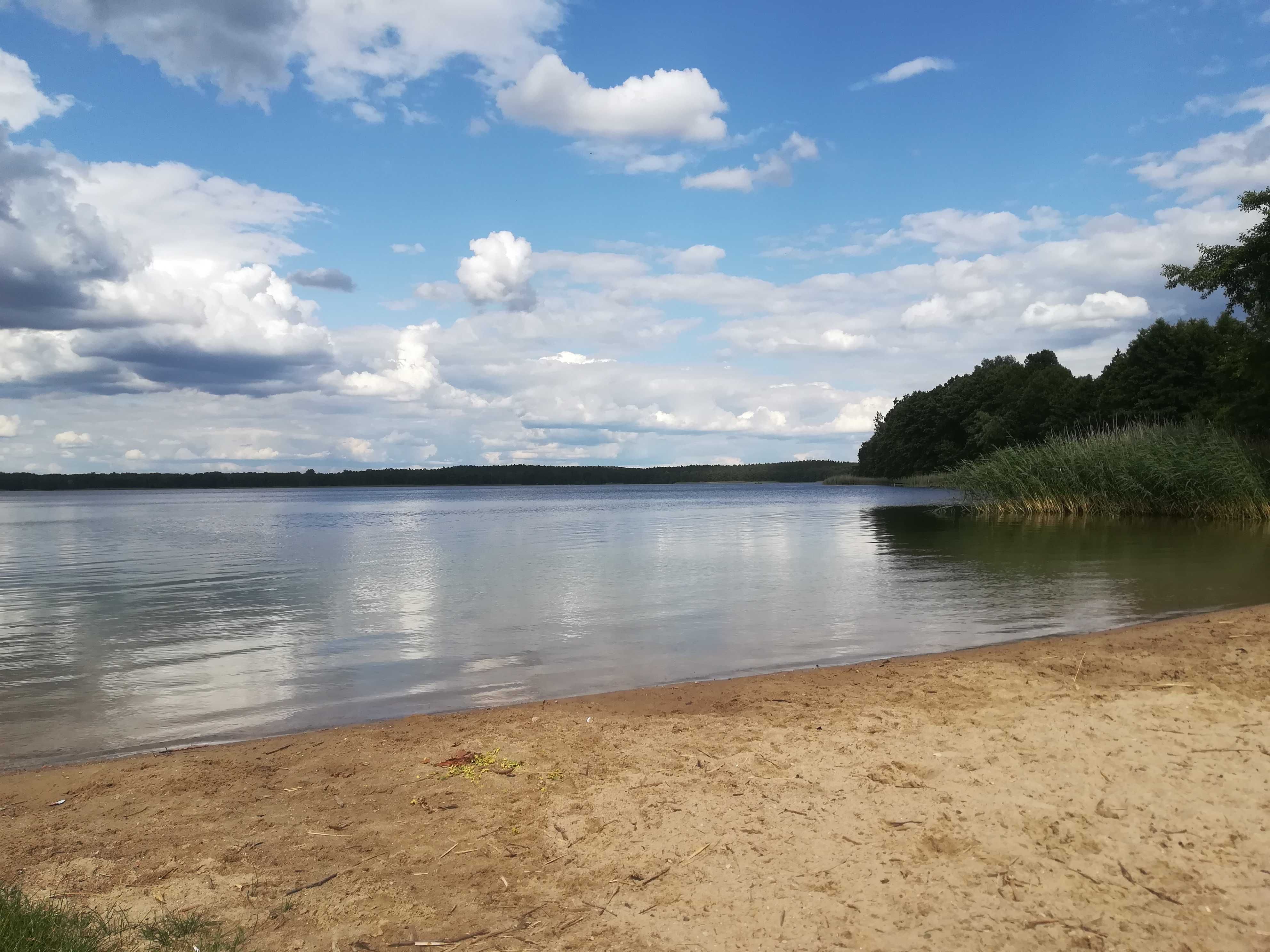 Domki nad jeziorem na Mazurach