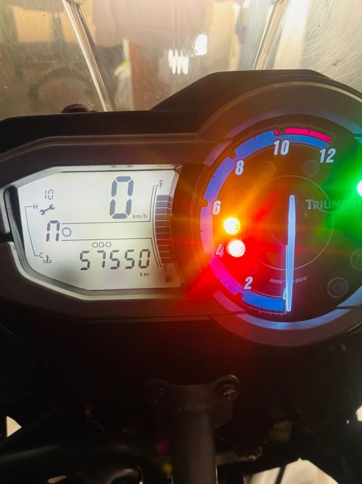 Triumph Tiger 800