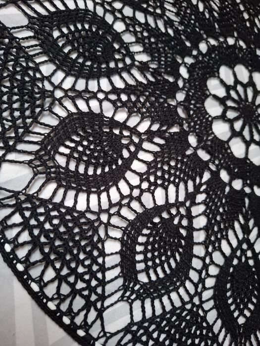 Ręcznie robiona mandala/ dekoracja ścienna – czarna