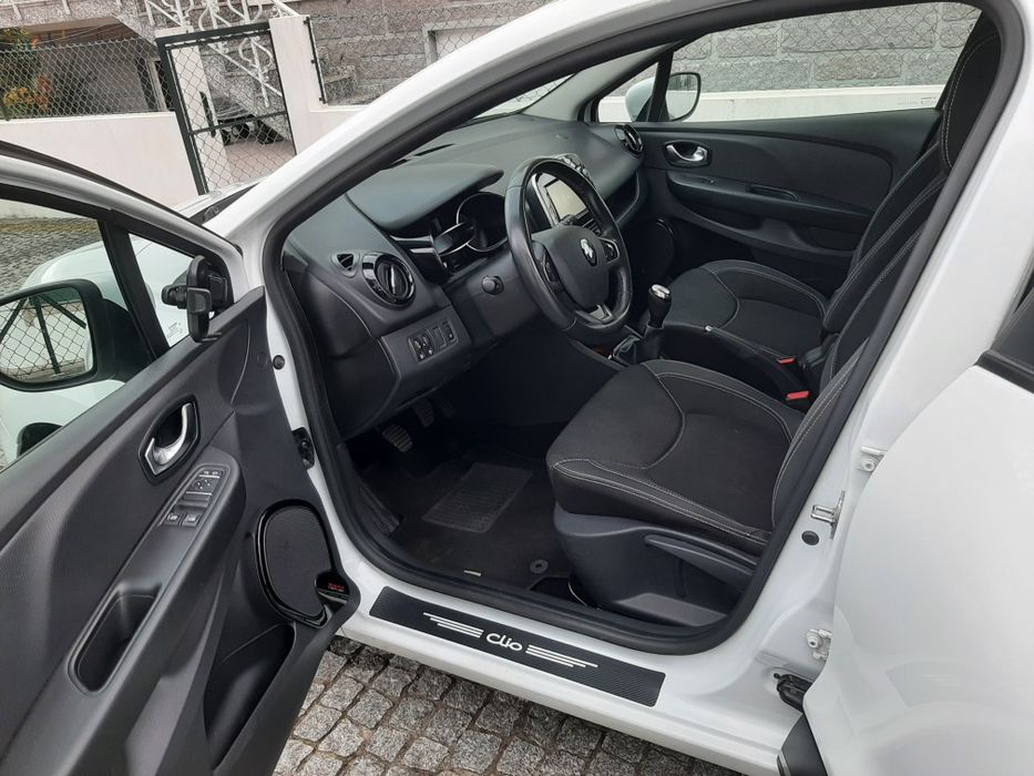 Carrinha Renault Clio Tourer 1.5 DCI ECO2 – 2017 Diesel Manual