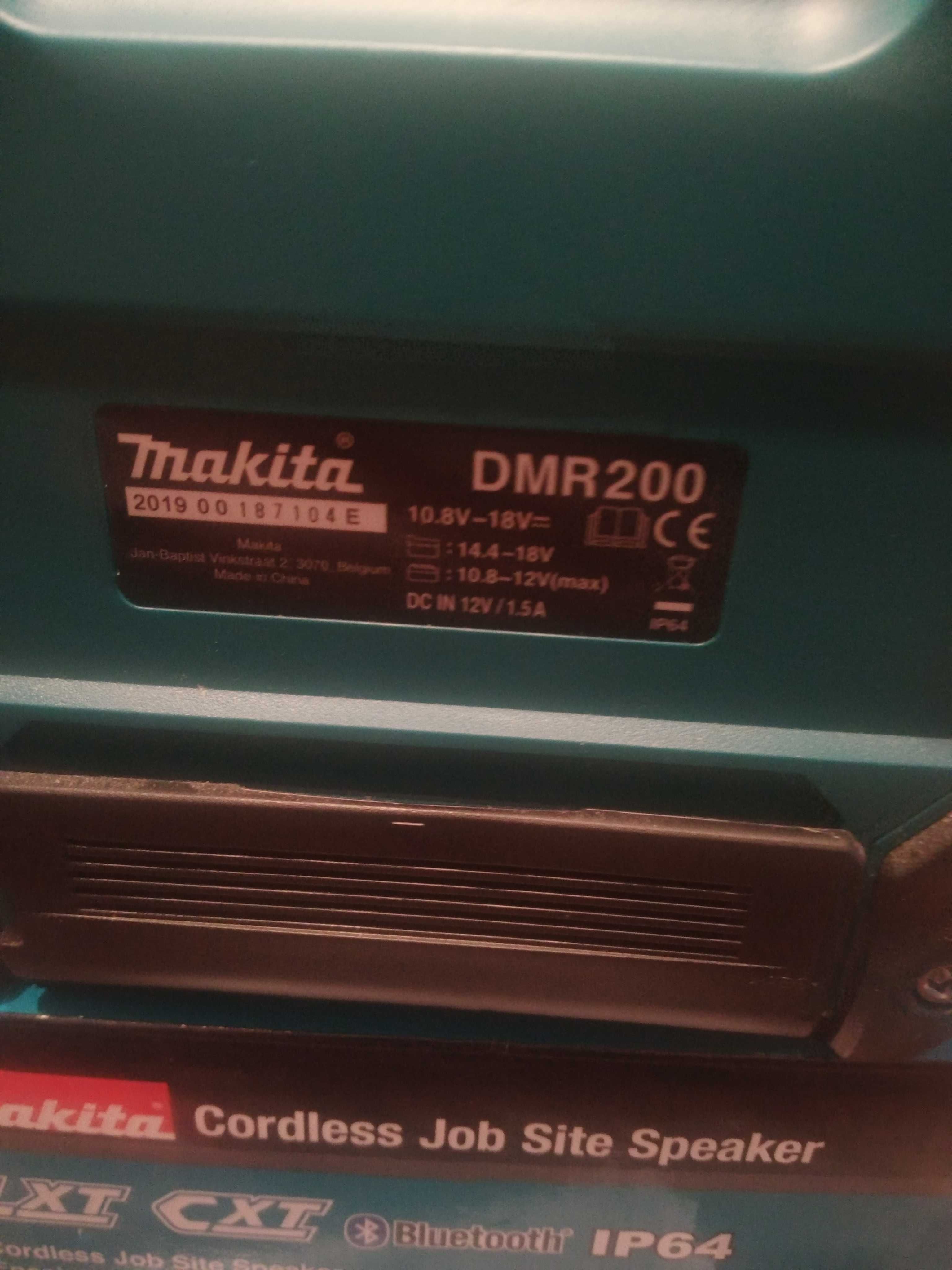 Subwoofer Makita DMR200