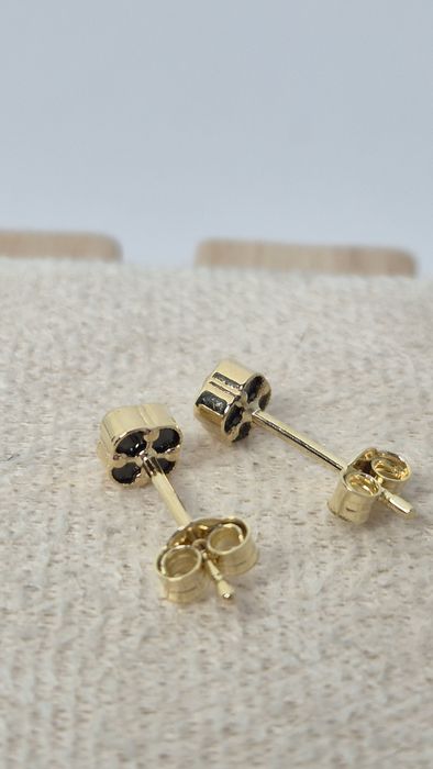 Nowe złote kolczyki wkręty mini koniczynki czarne p. 585