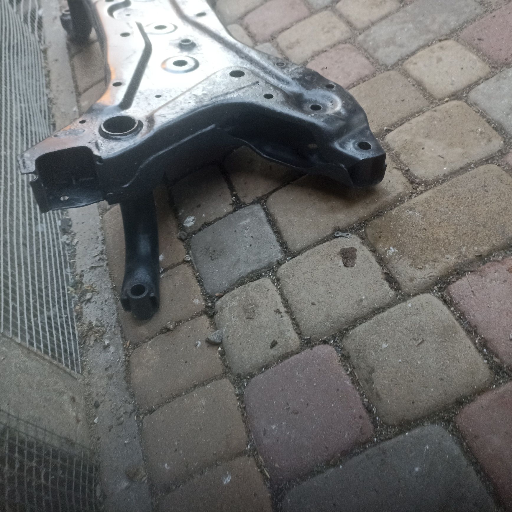 Підрамник балка мітсубісі ланцер 10 Mitsubishi lancer x