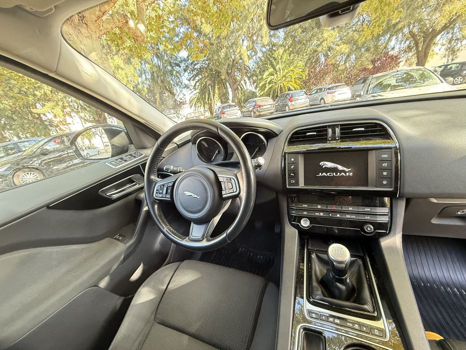 Jaguar F Pace Prestige