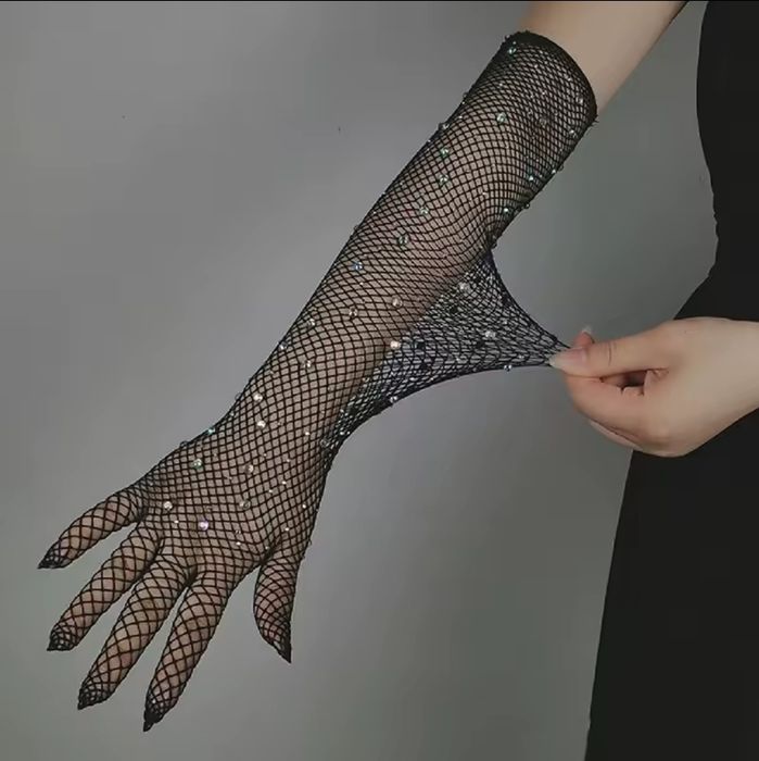 Długie, siateczkowe rękawiczki z cyrkoniami