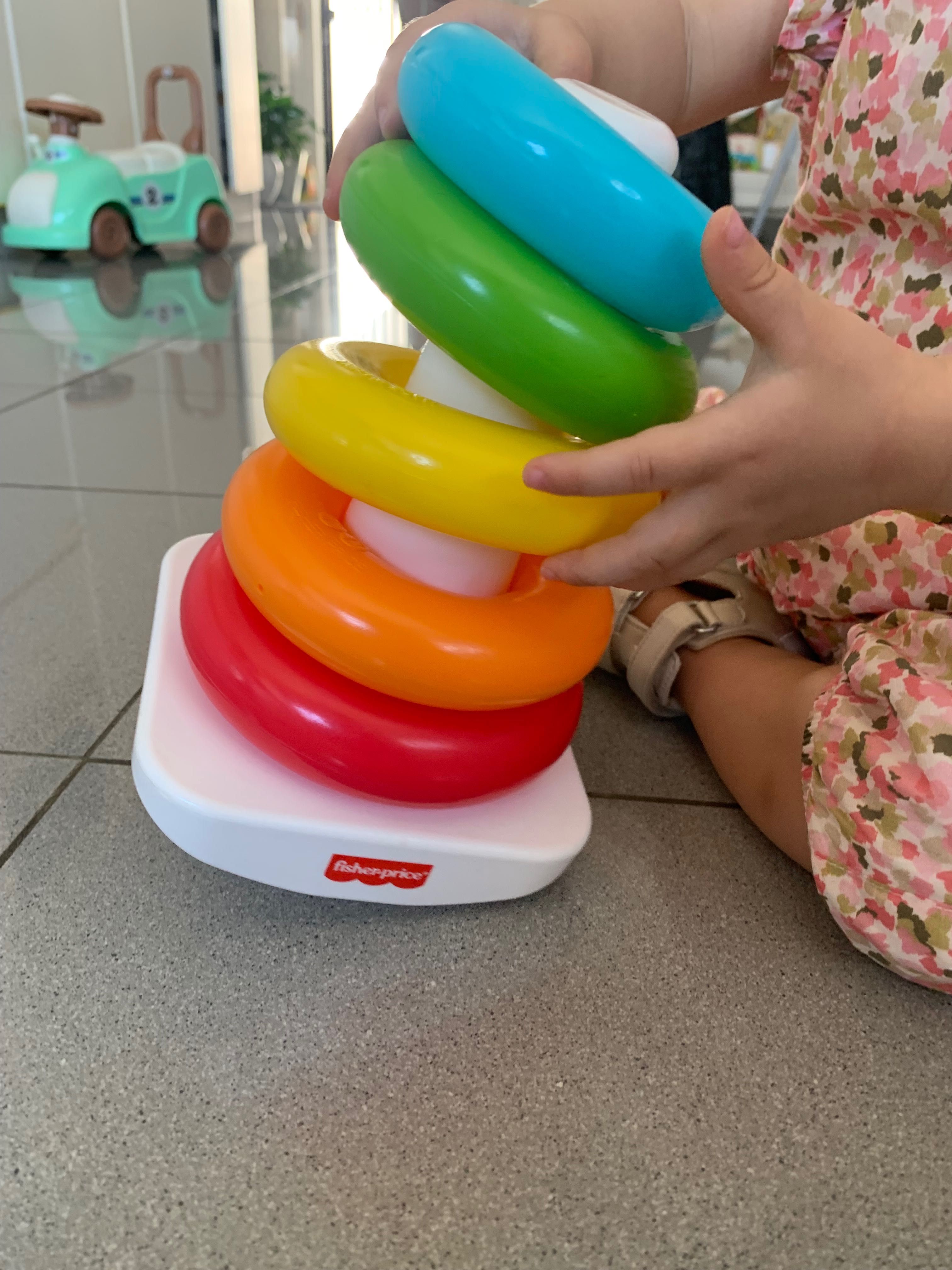 Pirâmide de aneis para brincar Fisher Price