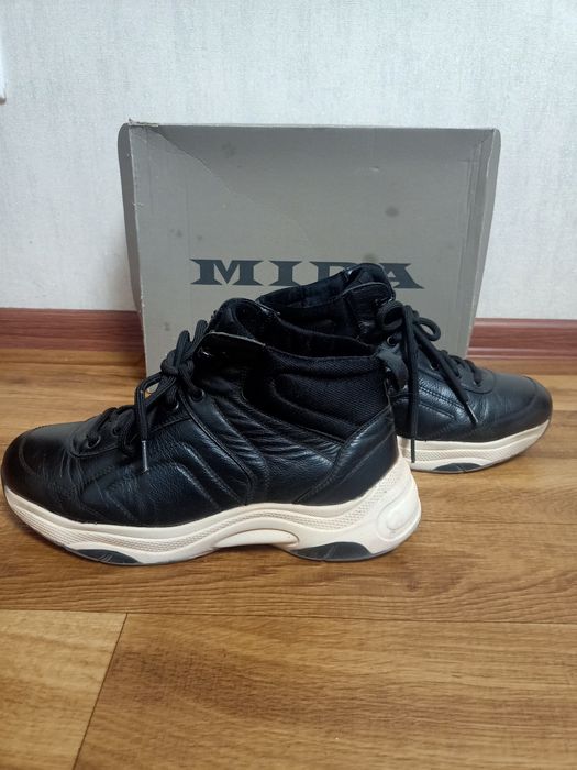 Мужские ботинки Mida