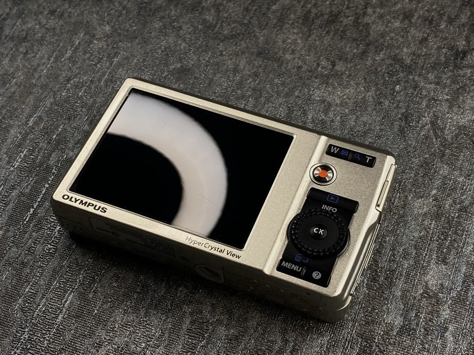 Olympus Mju/Stylus 5010 HyperCrystal View