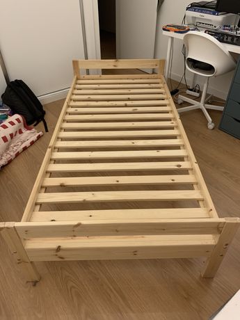 Camas madeira Ikea