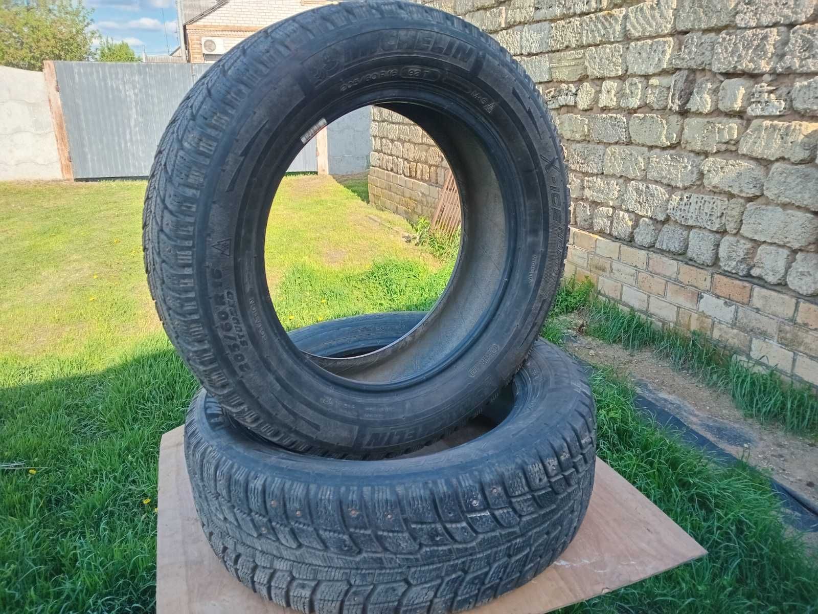 Резина б/У MICHELIN 205/60 R16