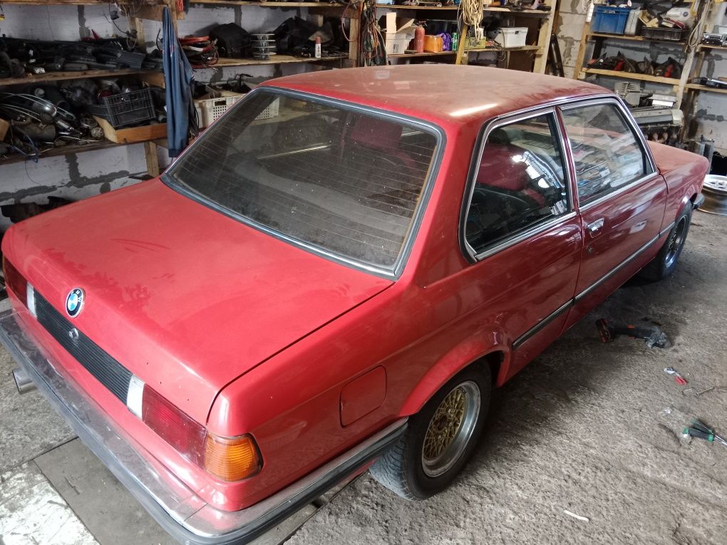 Авторозборка разборка запчастини bmw e 28 e 12 e 21 e 34 e32 m 10 m 2