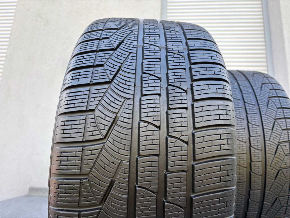 2szt zimowe 255/40R18 Pirelli 7,4mm 2024r POLEASINGOWE