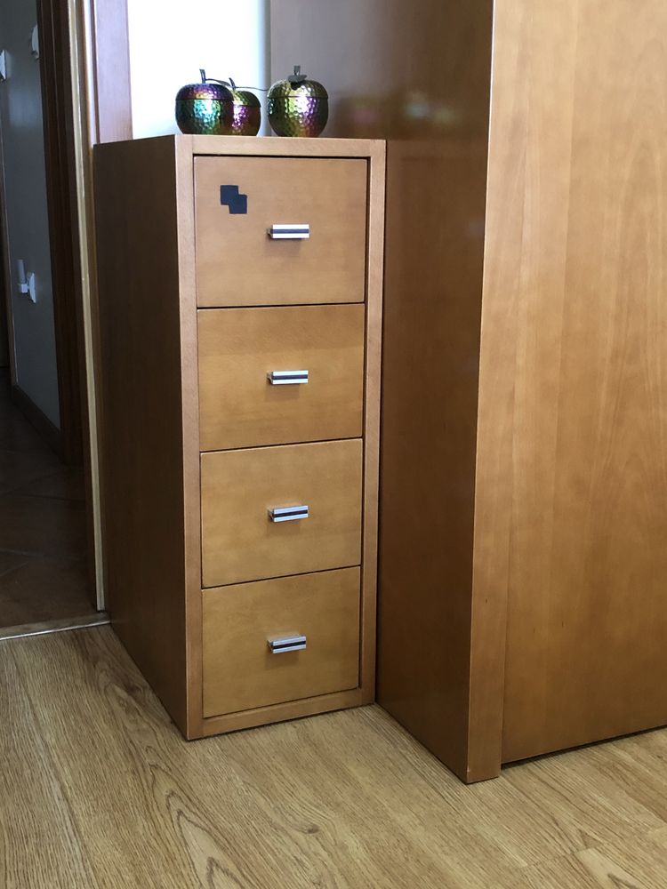 Cama+roupeiro+móvel faia