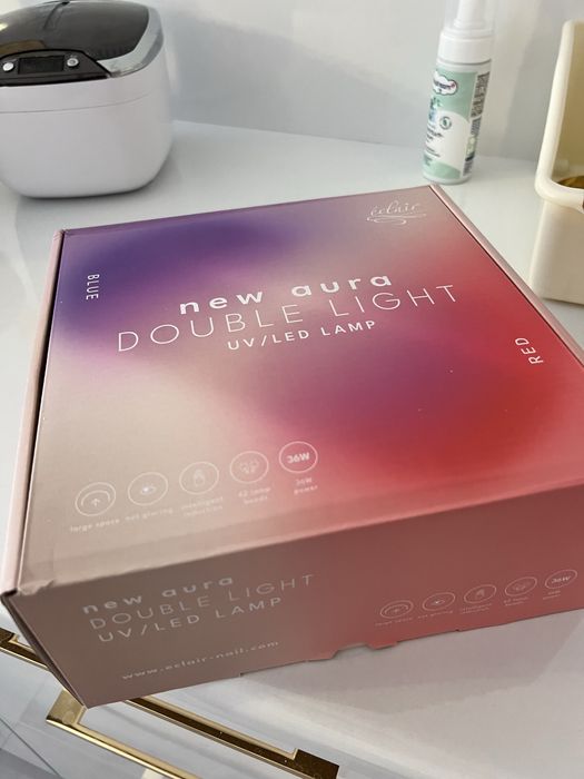 Lampa do paznokci z czerwonym swiatlem