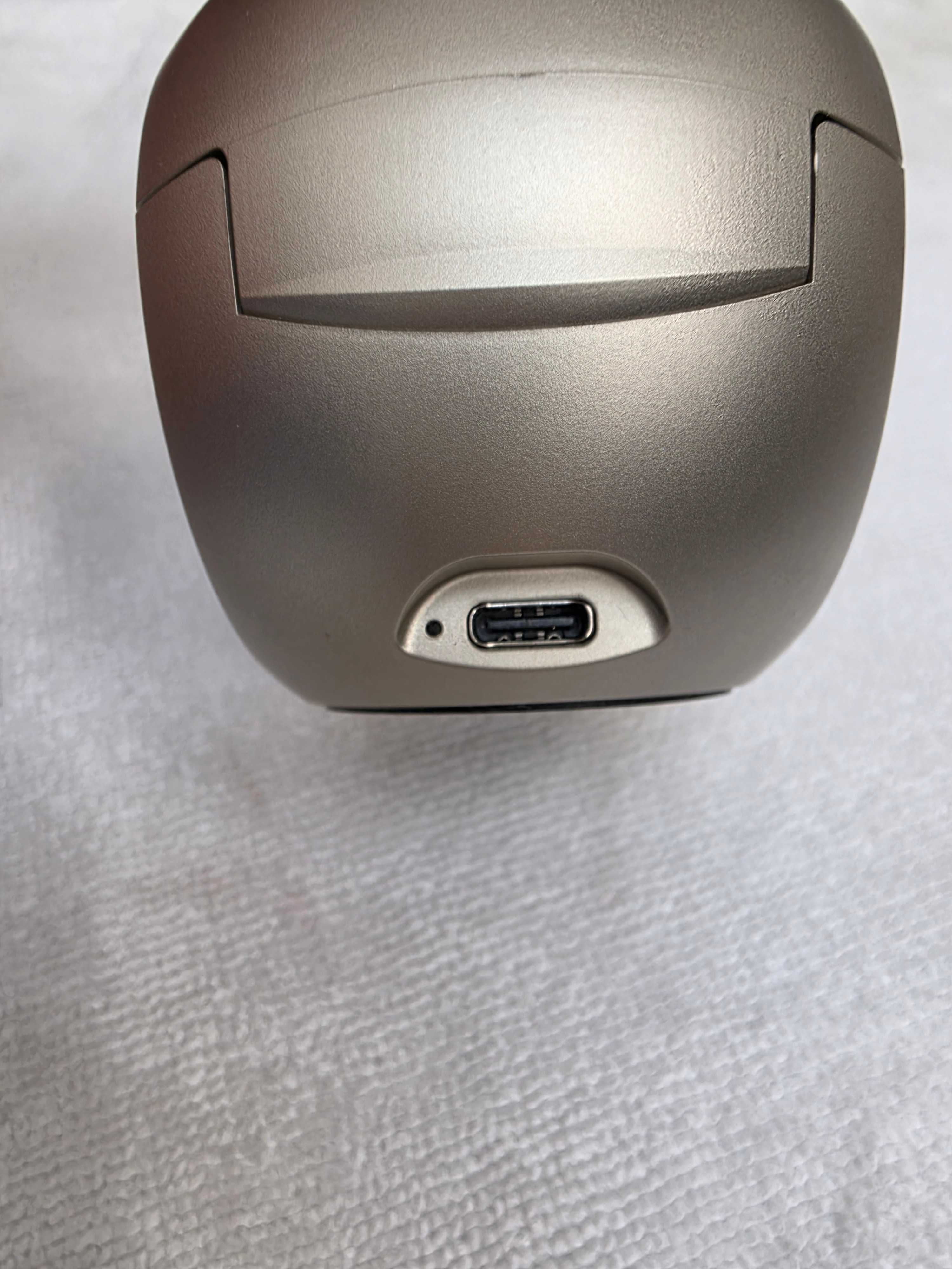 Aparat słuchowy na bluetooth Phonak Audeo P50-R, ładowarka w zestawie