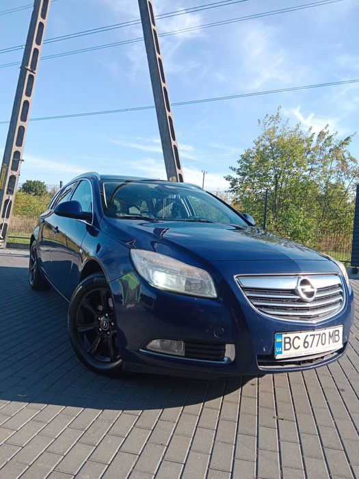 Опель Інсінгнія 2.0 дизель.ХОРОШИЙ СТАН,ХОРОША ЦІНА