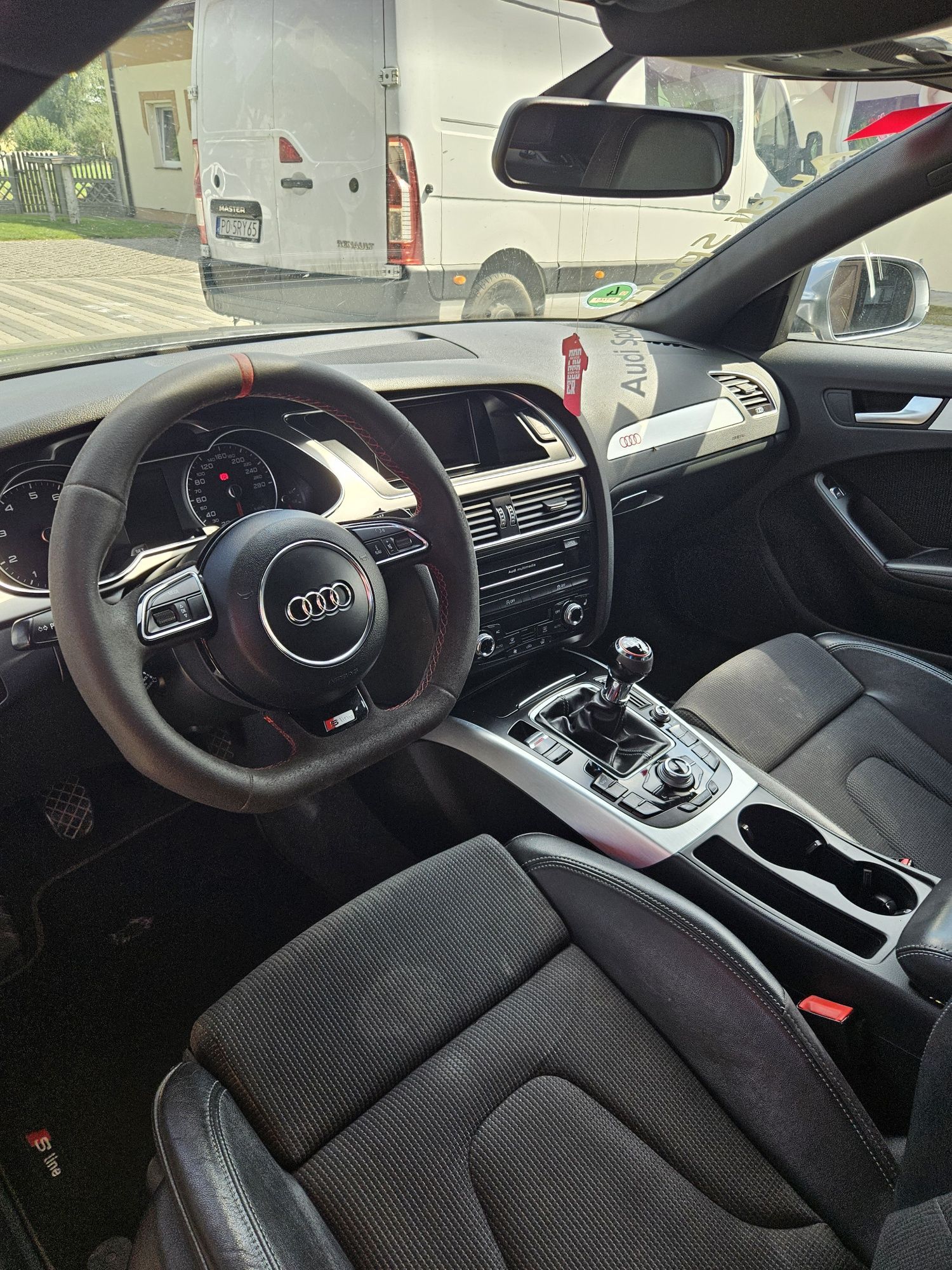 Audi A4 B8 2013r