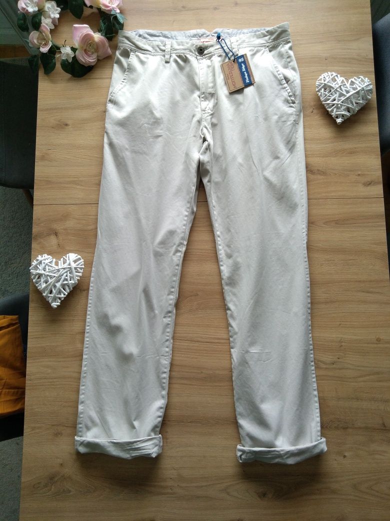 Nowe męskie spodnie casual XL W34 L34 chinosy beżowe