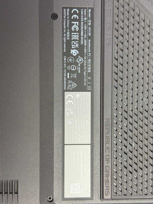 ASUS ROG STRIX G513R  Ryzen 7 6800H RTX 3070TI 8gb 1TB 16ram 300hz