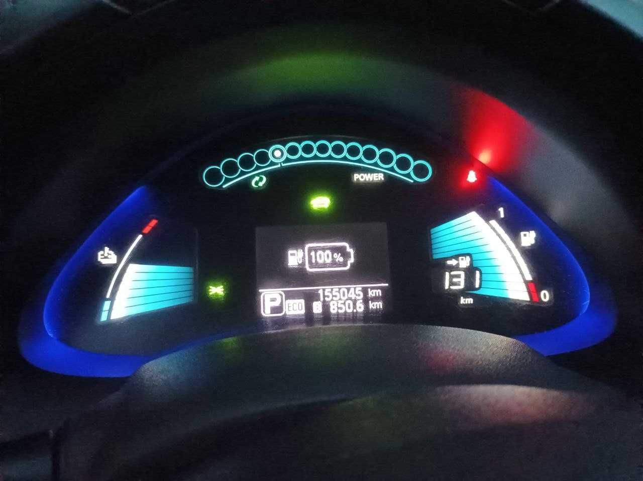 Продам електромобіль Nissan Leaf 24 kW (130 км запас ходу)
