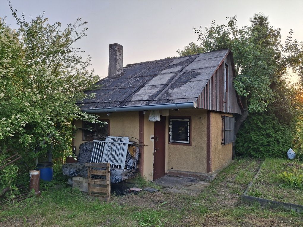 Działka rekreacyjna ROD "GWAREK"