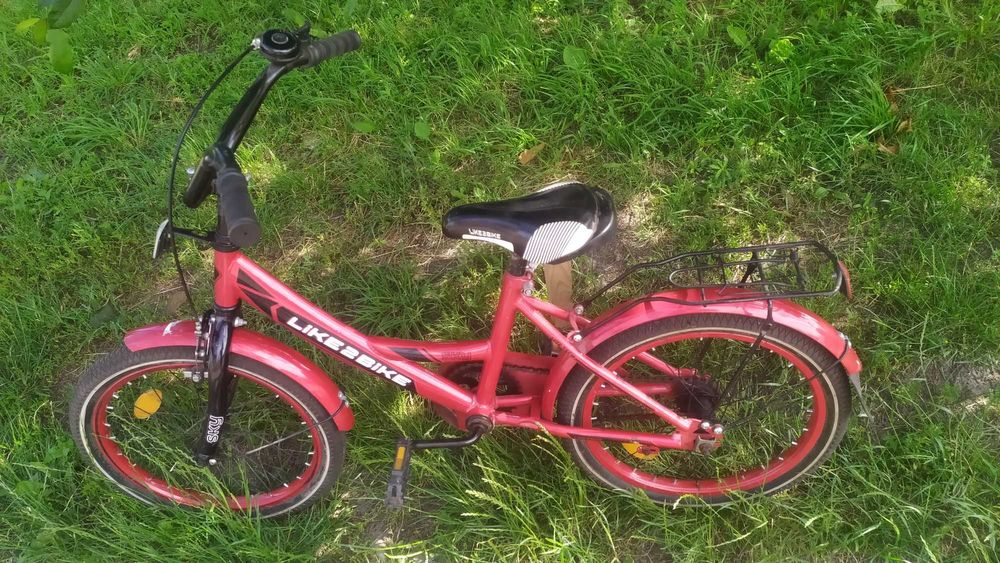 Детский велосипед на 4-7 лет