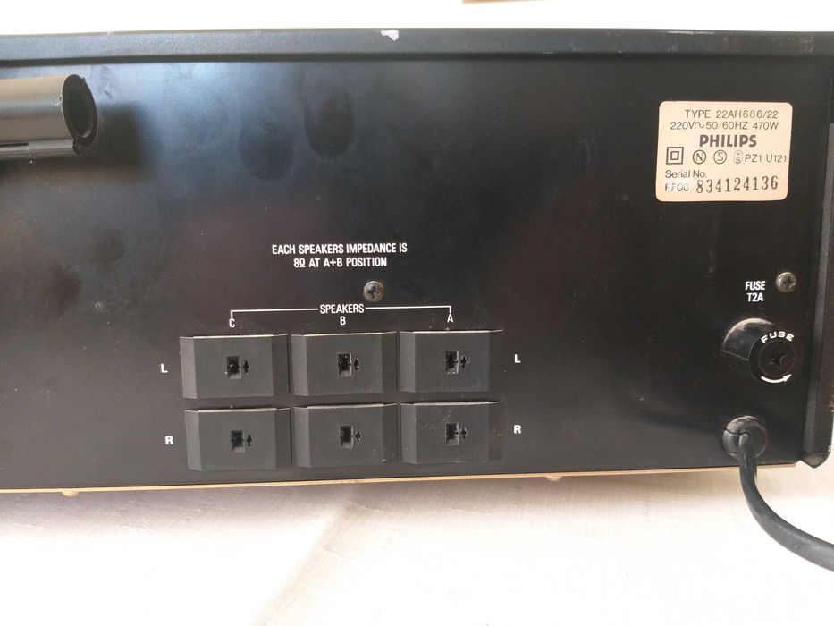 Amplituner Philips AH-686